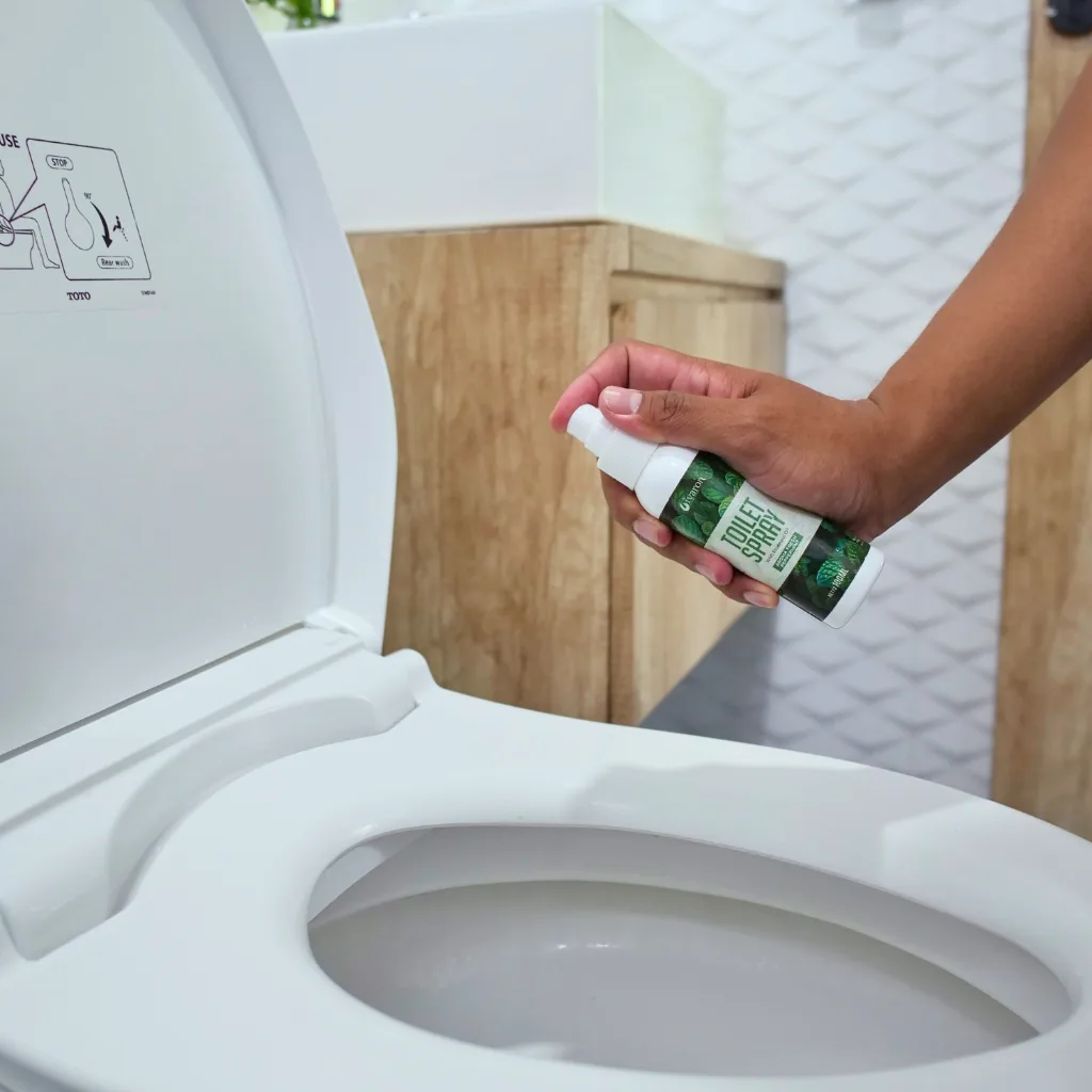 IVARON Toilet Seat Sanitizer 1L Desinfektan & Pengharum Kamar Mandi Aromatheraphy Penghilang Bau
