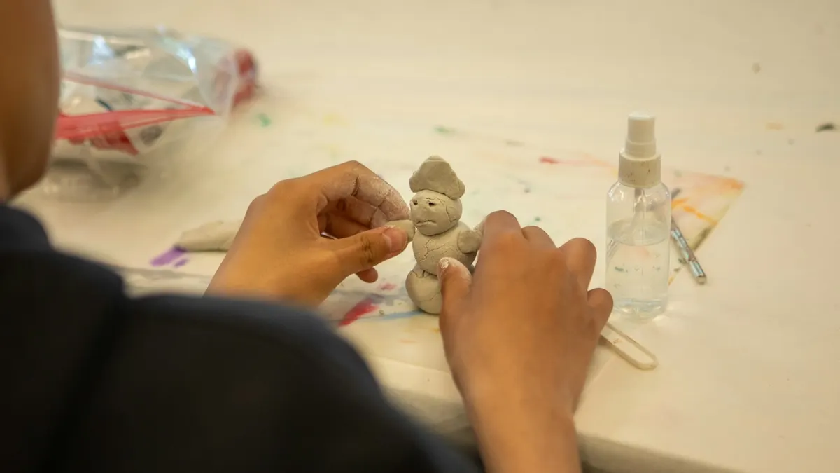 Cara Membuat Slime dari Clay untuk Pemula